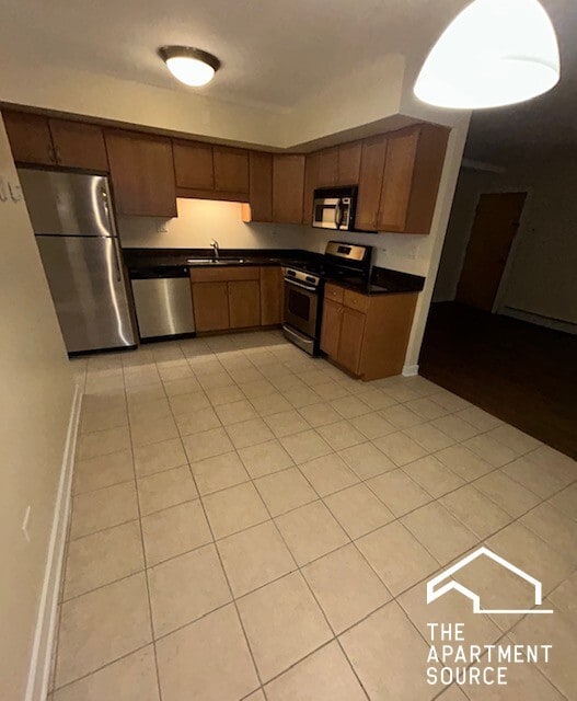 Building Photo - 317 Wisconsin Ave Unit 1C