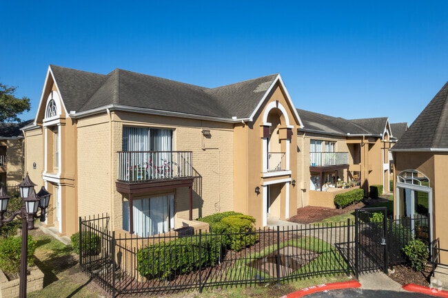 1000 Country Place Dr Alternate - Nottingham Residences