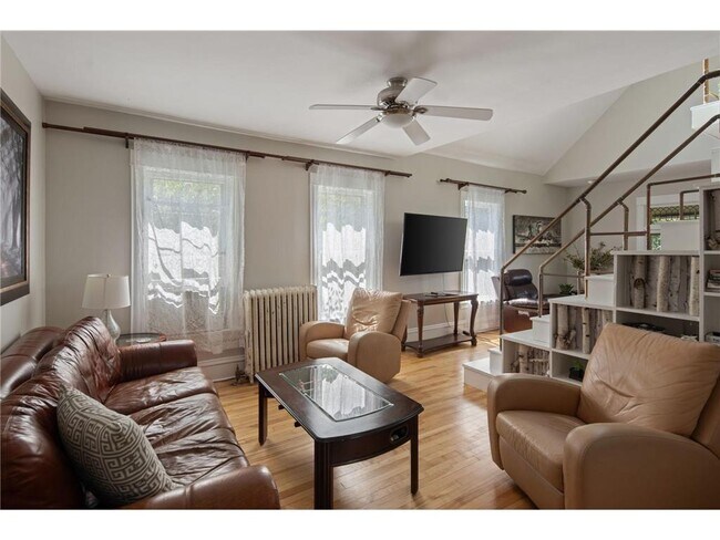 Photo - 2713 Garfield Ave