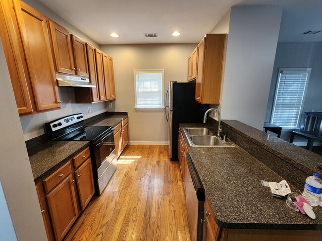 Photo - Room in Duplex on Hall St NW