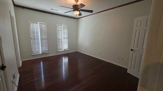 Photo - 500 Brooks Ct