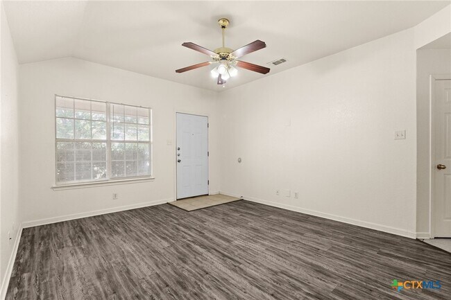 Photo - 1405 Chips Dr