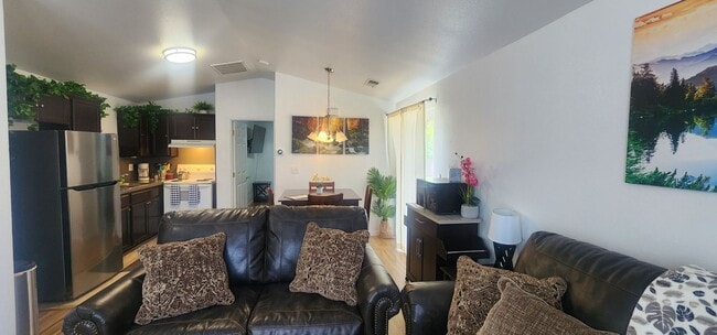 Photo - 4190 Hillside Ct Unit 2