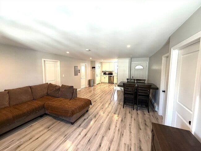 Photo - 34 Jefferson St Unit 3