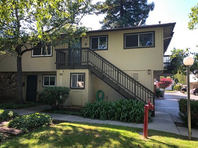 Building Photo - 88 Flynn Ave Unit D Rental