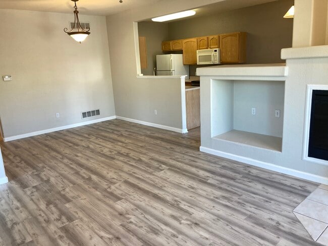 Photo - 22685 E Ontario Dr Unidad #102
