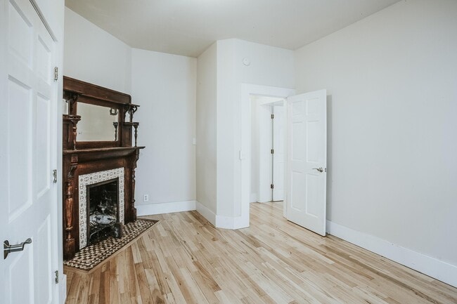 Photo - 514 8th Ave SE