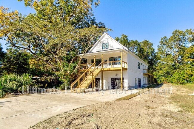 Photo - 213 Myrtle Ave