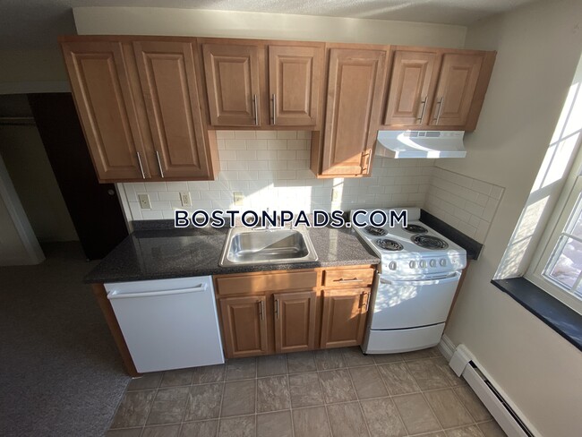 Photo - 4 Brattle Dr Apartment Unit 3