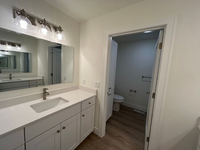 Photo - 5714-5716 Eternity Dr Unit 5714-5716 Eternity Dr