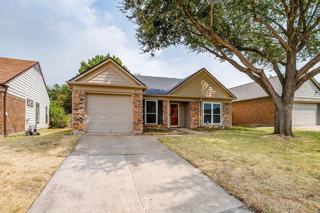 4017 River Birch Rd