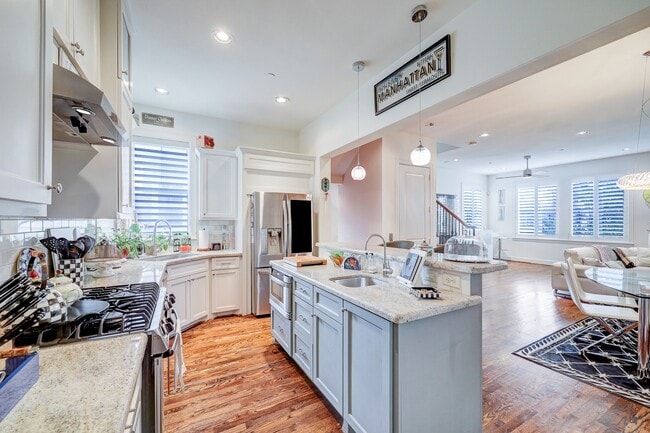 Photo - 1919 Colquitt St