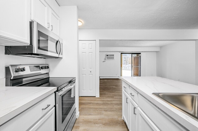 Sugar Plum Apartments