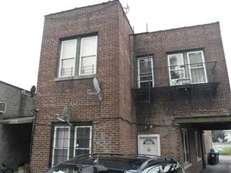 Photo - 652 Central Park Ave