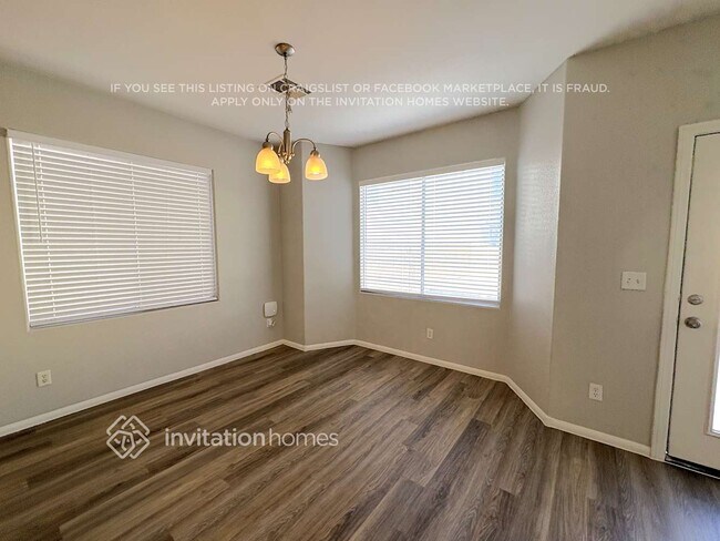 Photo - 720 Easter Lily Pl