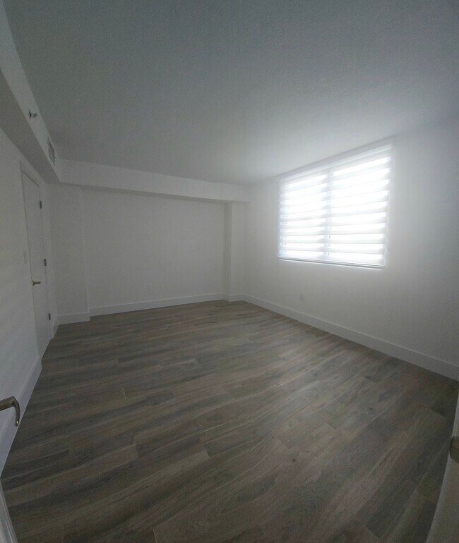 Photo - 7501 E Treasure Dr Unidad 1 L