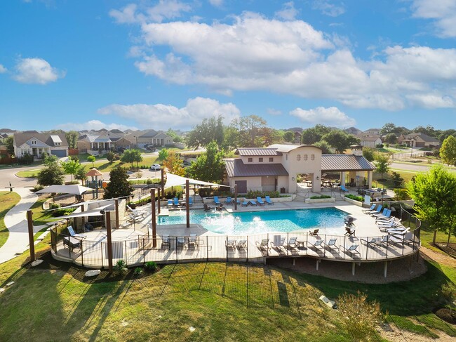 Photo - Amazing 5 Bedroom Home - Georgetown
