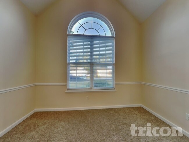 Photo - 7617 Senators Ridge Dr