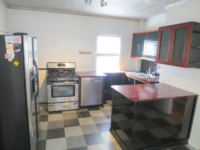 Photo - 80 Irving St Apartments Unit 2