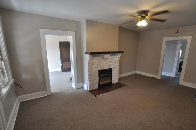 Large 2-3 Bed Apt. Beaver Falls! - $795 NO... - Large 2-3 Bed Apt. Beaver Falls! - $795 NO...