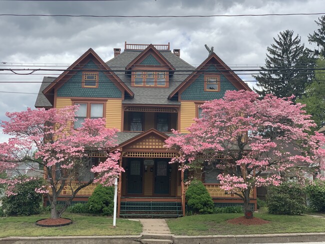 136 Union St Unit 138-2