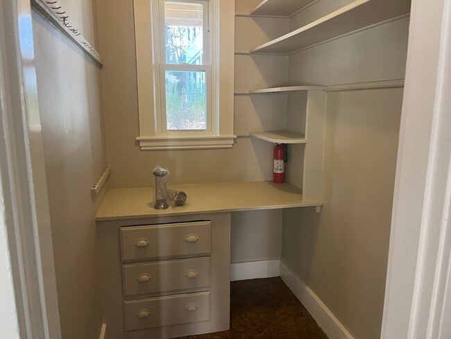 Photo - 25 Bradwood St Unit 1