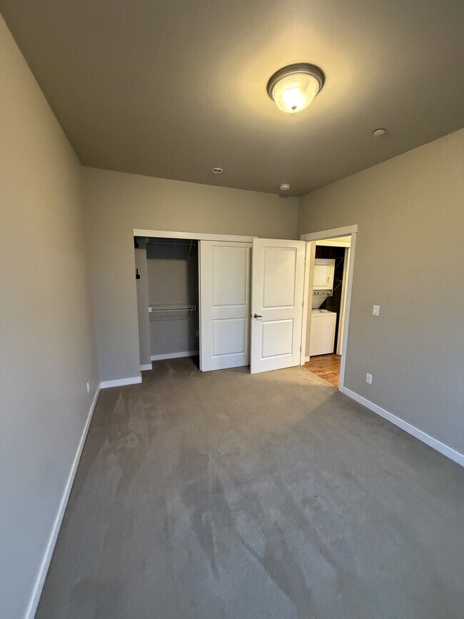 Photo - 8872 Depot Rd