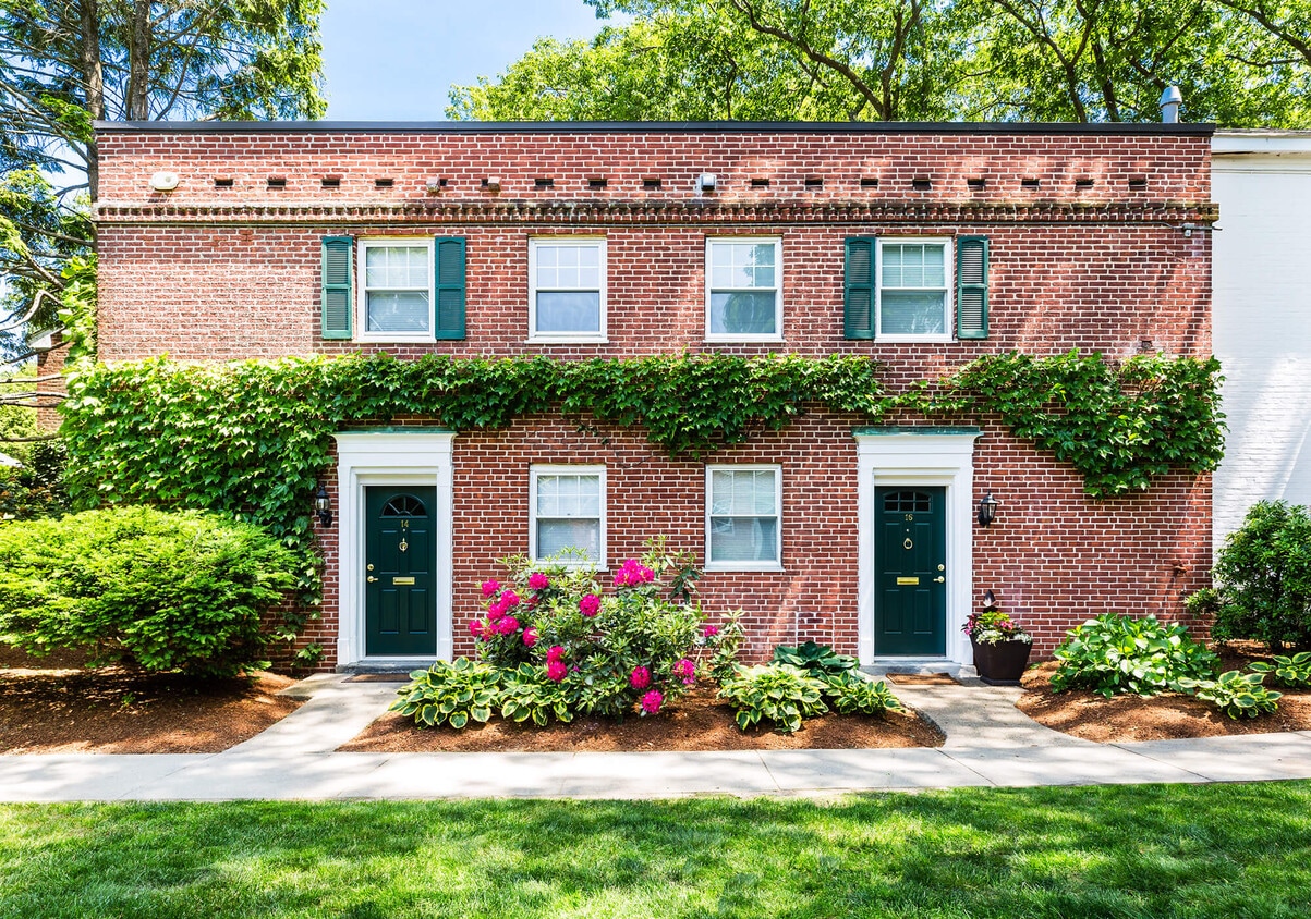 Photo - 162 Sherman Rd (Boston College, MA)