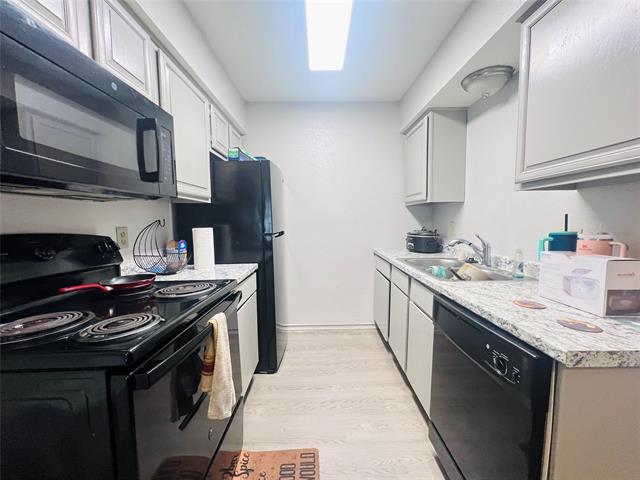 Photo - 1108 N Elm St Unit 6