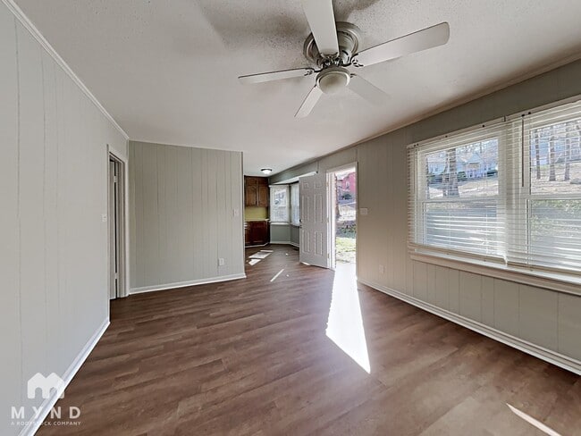 Photo - 1840 Westridge Dr