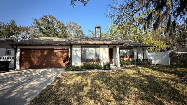 Building Photo - 102 Winding Ridge Dr