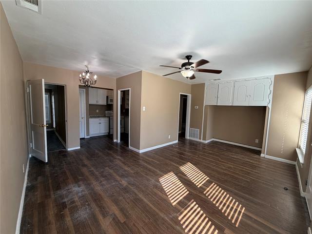 Photo - 2829 Falls Dr