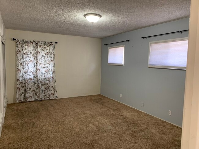 Photo - 1724 Grace Ave