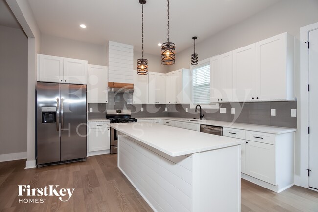 Photo - 11327 Tema Cir