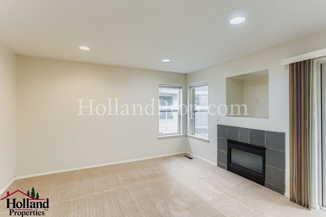 Photo - Lovely 3 bedroom home in West Linn! **BEST...