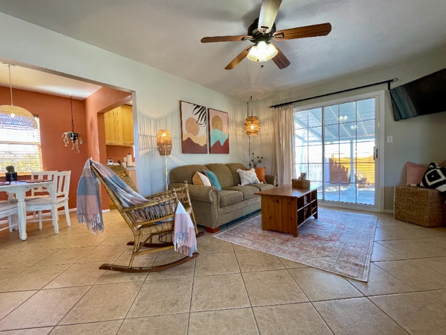 Photo - 7546 Sahara Ave