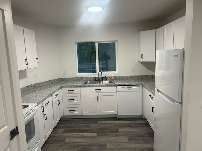 Photo - Choice Apartments Unit H