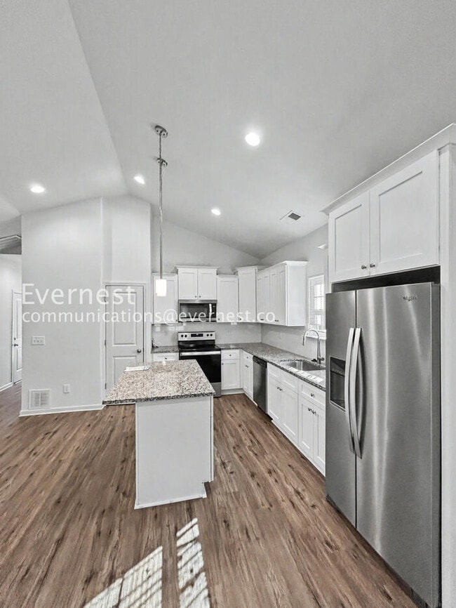 Photo - 10828 Mt Holly Rd