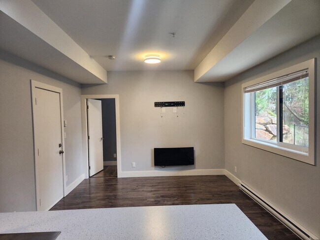 Photo - 1156 Nature Park Pl