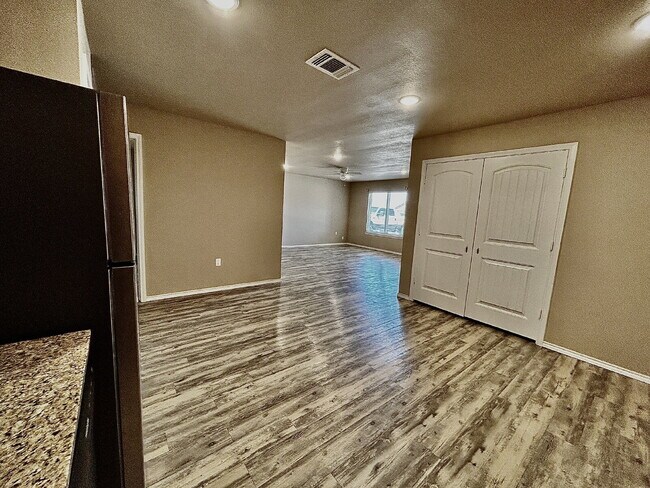Photo - "Charming 3-Bedroom Haven with 2 Full Bath...