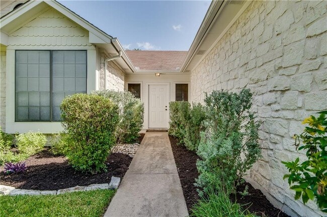 Photo - 7414 Whistlestop Dr