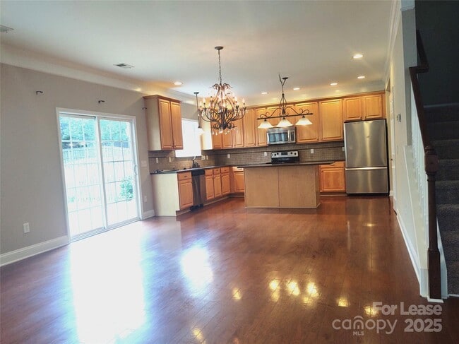 Photo - 13318 Pontchatrain Ave