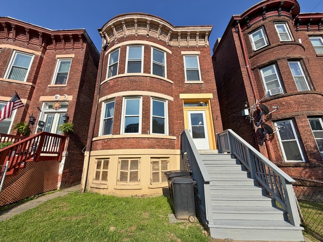 78 Liberty St Unit 2