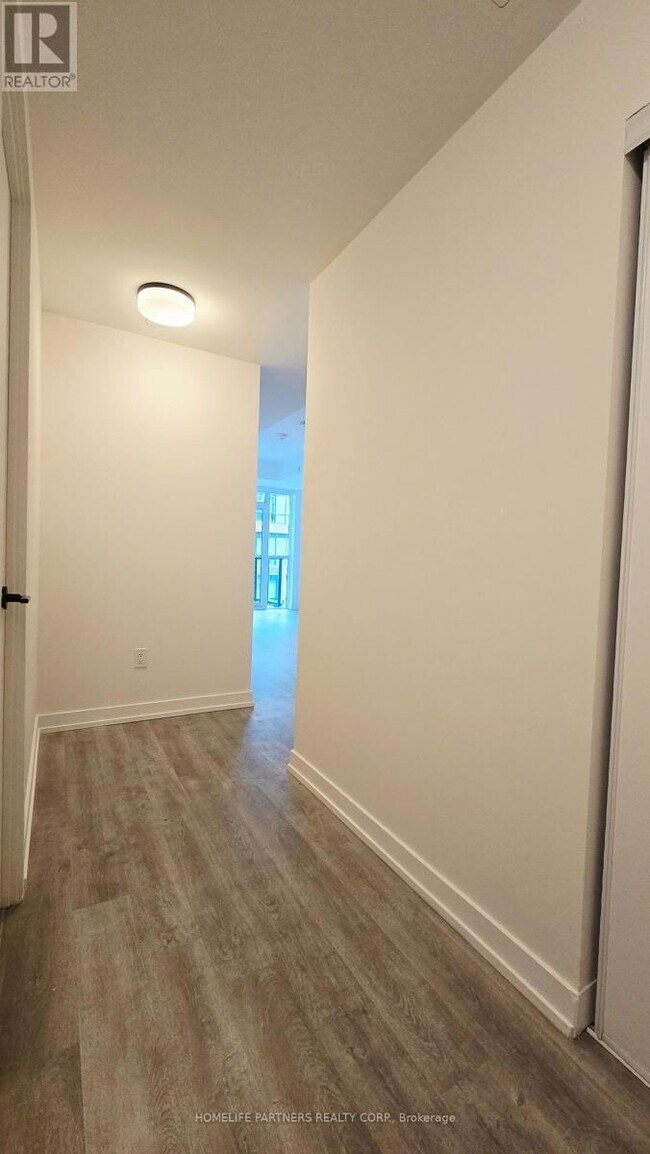 Photo - 2300 St Clair Ave W Unit 414