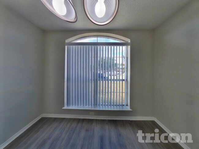 Photo - 720 Charles City Dr