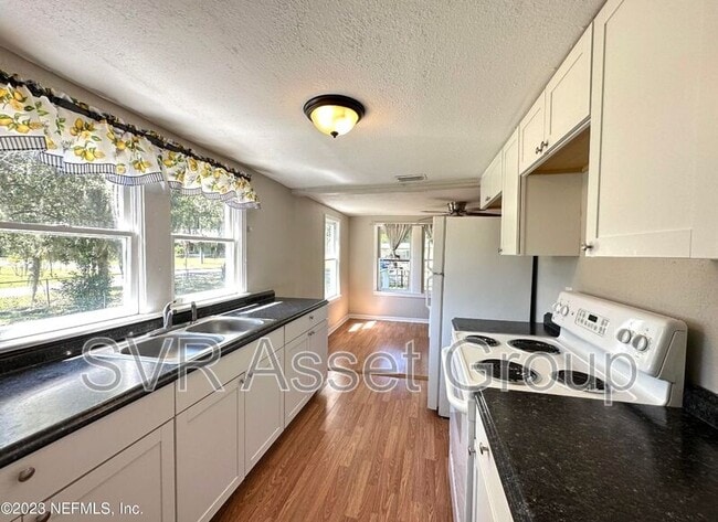 Photo - 9703 Campus Ave