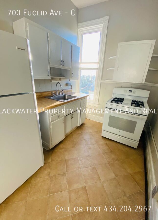 Photo - 700 Euclid Ave Unidad C