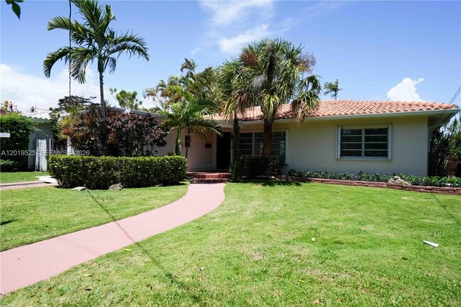 Building Photo - 475 S Shore Dr