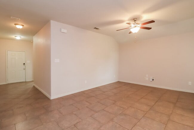 Photo - 7648 Hollow Point Dr