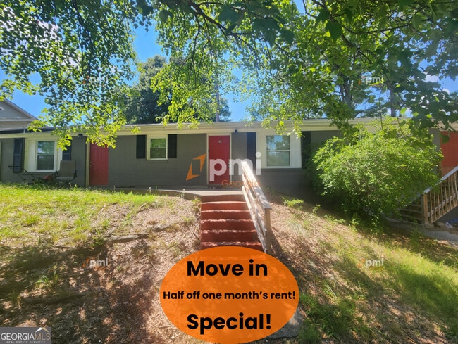 Building Photo - 217 Greenbriar Dr Unit B